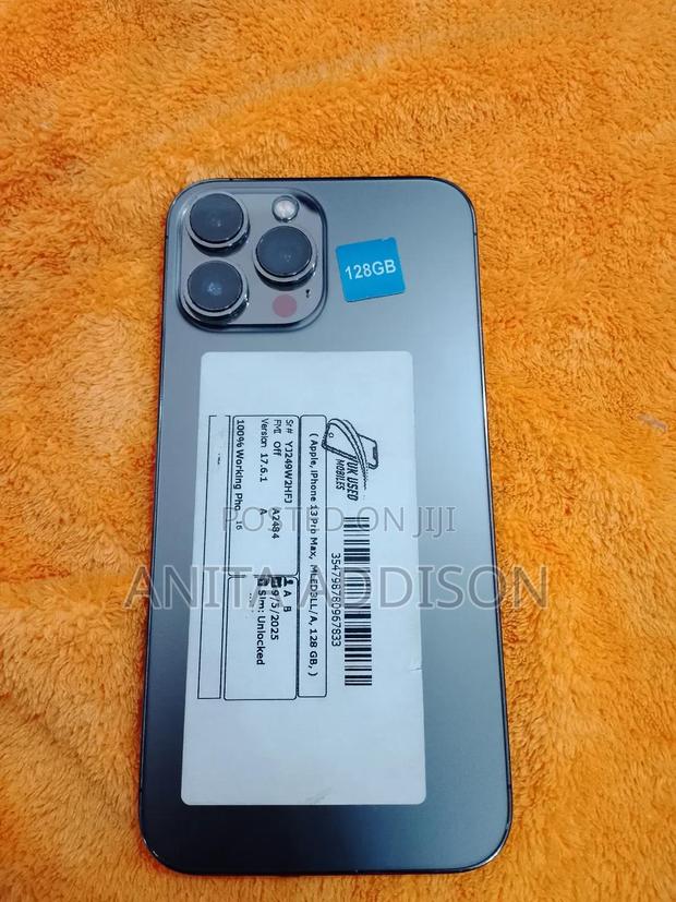 Apple iPhone 13 Pro Max 128 GB Black · Photo 1