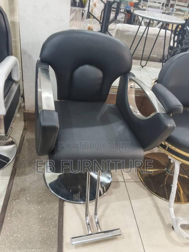 Executive Salon Chairs · Photo 2
