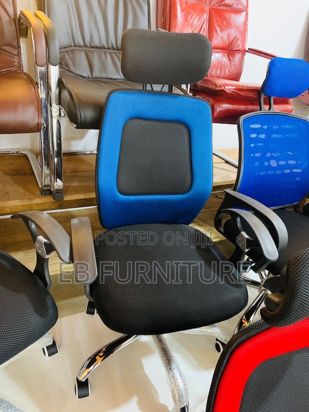Office Chair With Arm and Headrest · Photo 3