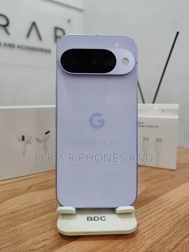 Google Pixel 10 Pro 128 GB Blue · Photo 2
