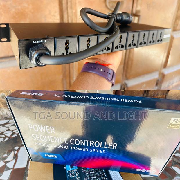 DBX Power Sequence Controller With Voltage Display and Breaker · Photo 2