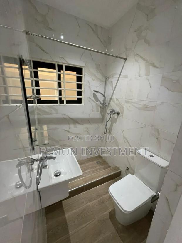 5bdrm House in Lesmon Investment, Adjiriganor for rent · Photo 6