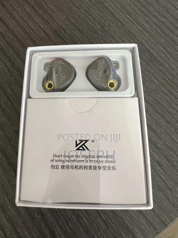 Kz Castor in Ear Monitor · Photo 1