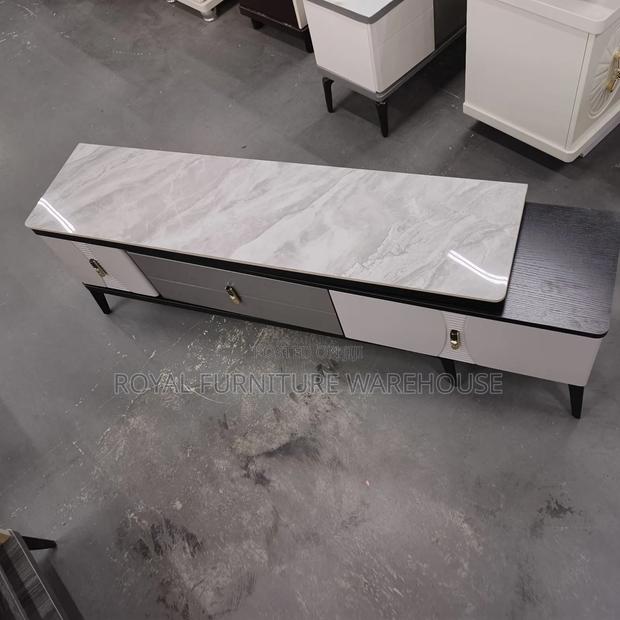 Foreign Type Adjustable Tv Stand · Photo 1