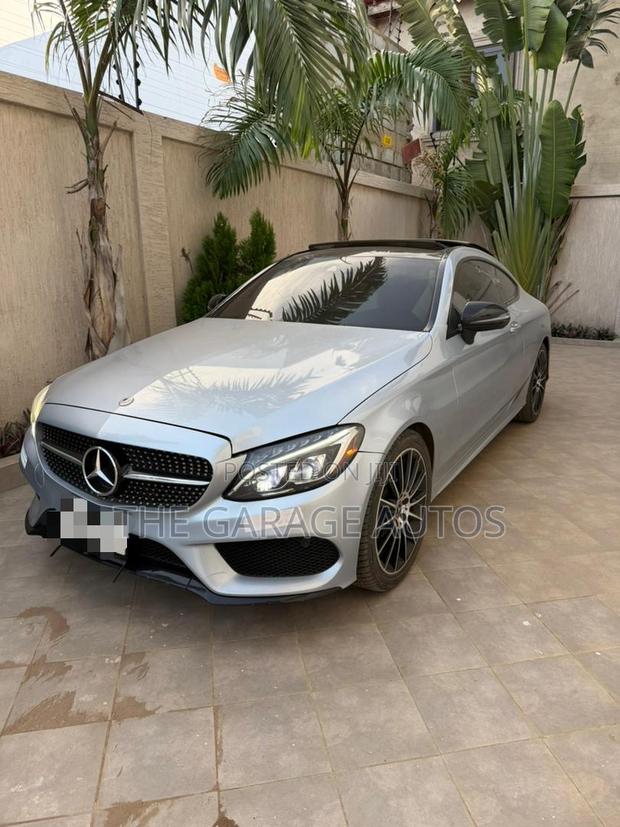 Mercedes-Benz C300 Base C300 RWD Coupe 2018 Blue · Photo 3