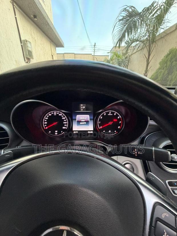 Mercedes-Benz C300 Base C300 RWD Coupe 2018 Blue · Photo 7