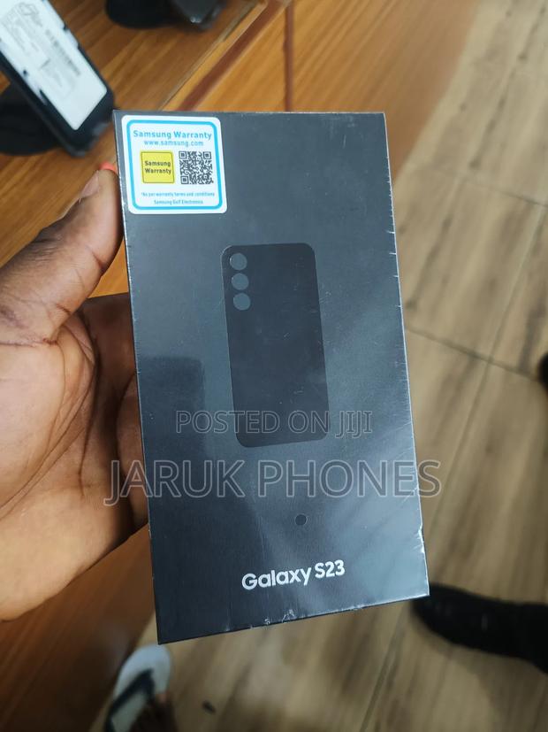 New Samsung Galaxy S23 256 GB Black · Photo 2