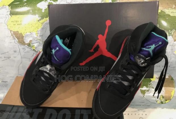 Nike Air Jordan 5 Retro Kids Style · Photo 2