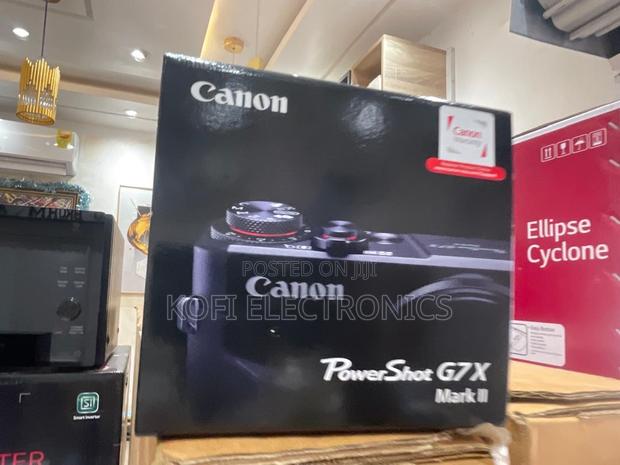 Retro Capture Canon G7x Mark Ii Camera With Fast Lens System · Photo 1