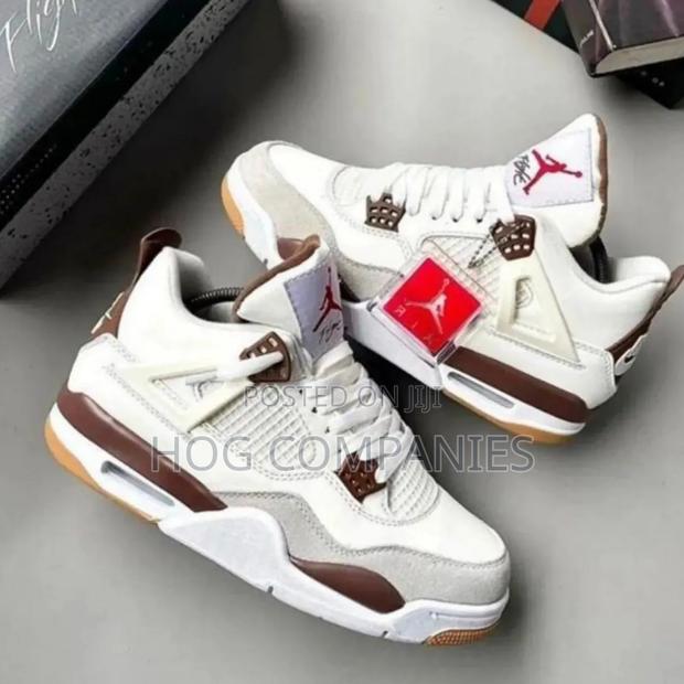 Nike Air Jordan 4 Mocha Shoes in Accra - Fast Delivery in 2 Hours · Photo 2