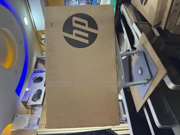 New Laptop HP 15-Da2933nia 16GB Intel Core I7 SSD 512GB · Photo 7