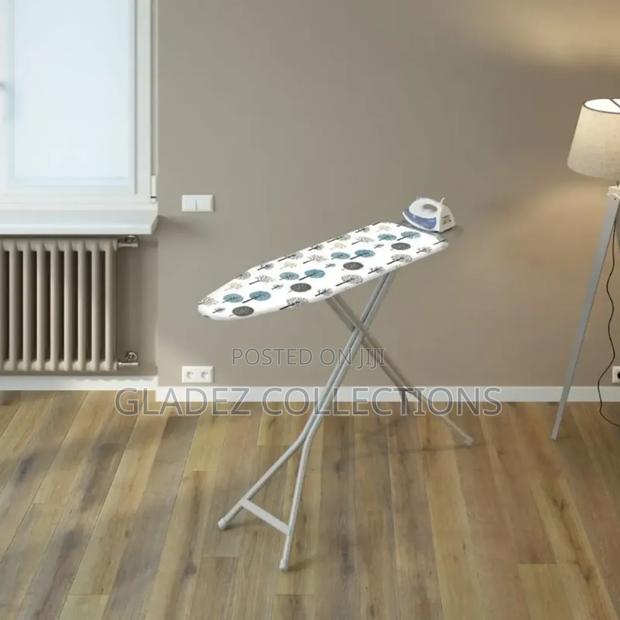 Ironing Board · Photo 3