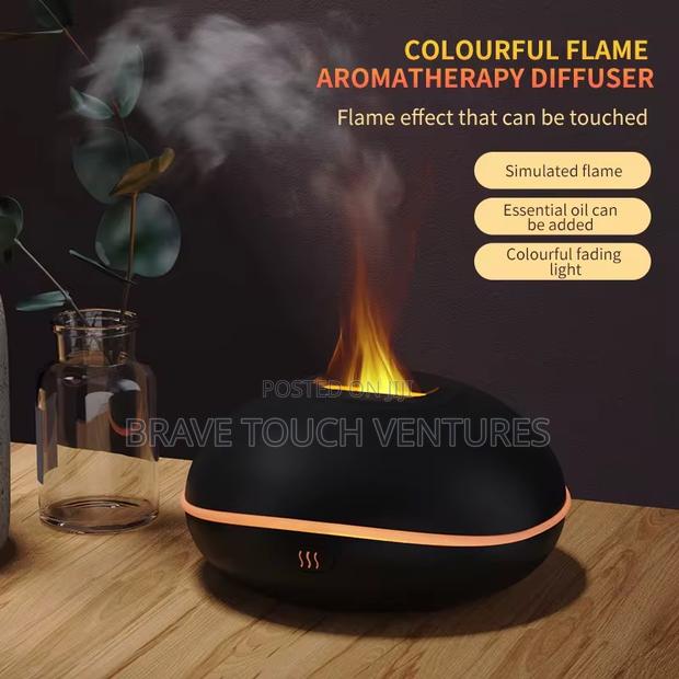 Colourful Flame Aromatherapy Diffuser · Photo 3