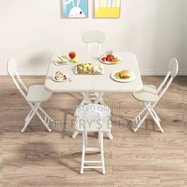 4 Seater Dining Set · Photo 1