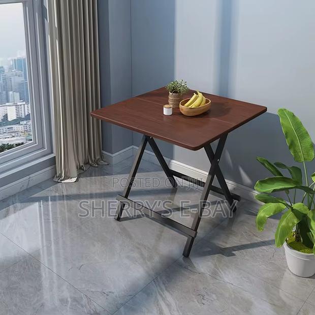 4 Seater Dining Set · Photo 5