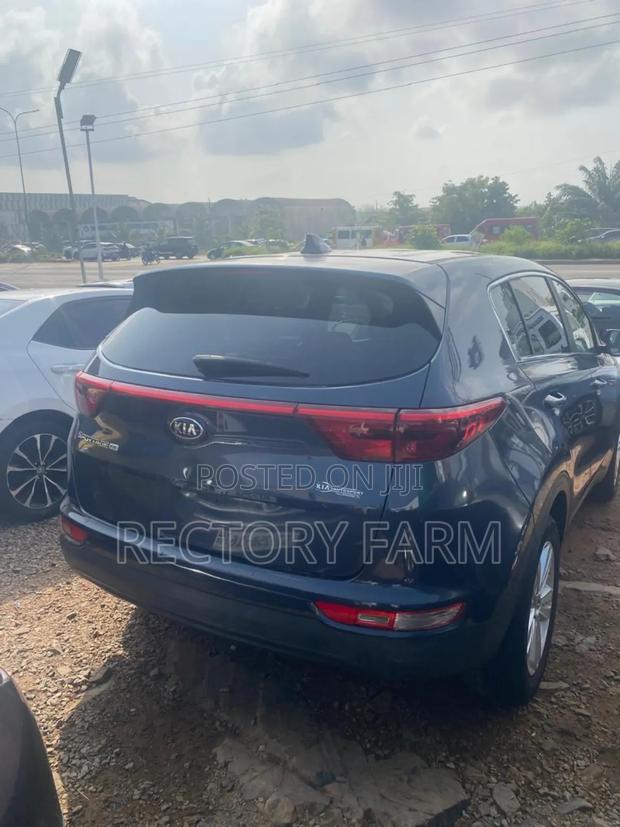 Kia Sportage EX 4dr SUV AWD (2.4L 4cyl 6A) 2017 Blue · Photo 2
