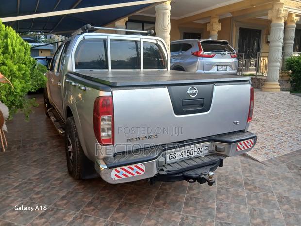 Nissan Navara 2014 Silver · Photo 4