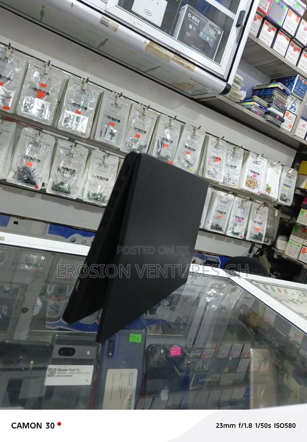 Laptop Lenovo ThinkPad X270 8GB Intel Core I5 SSD 512GB · Photo 1