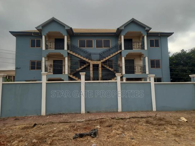 18bdrm House in Ahodwo Sokoban, Kumasi Metropolitan for sale · Photo 3