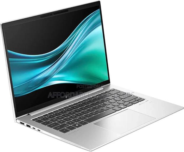 New Laptop HP EliteBook 830 16GB Intel Core Ultra 7 SSD 512GB · Photo 2