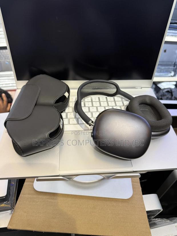 Apple Original Airpod Max With Smart Case,1st Generation,Uk Pre Owned · Photo 1