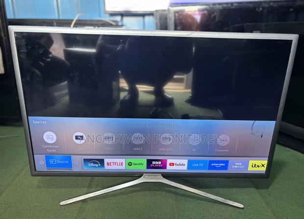 Samsung 32 Inches Smart Tv ( Cash on Delivery) · Photo 1