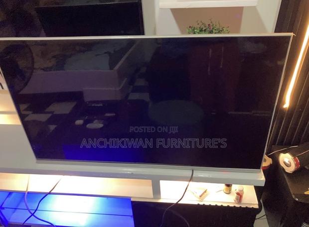 Akai 43 Inches Smart,Digital Satellite ,Bluetooth,Netflix Tv · Photo 3