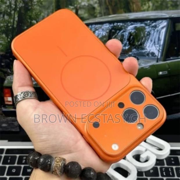iPhone 13/14/15/16/ 17 Pro and Pro Max Upgrade Case · Photo 8