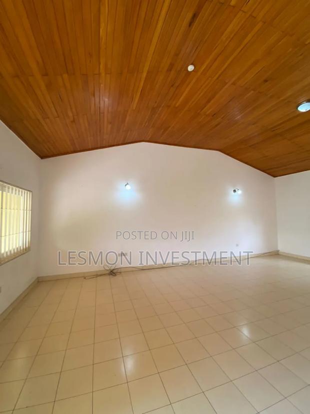 3bdrm Bungalow in Lesmon Investment, Regimanuel Gray Estates for rent · Photo 4