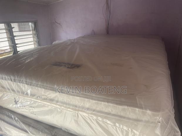Serta Perfectsleeper Queen Size 14inches 60/80 · Photo 8