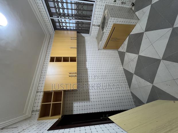 2bdrm Apartment in Mr Justice Estate, Bortiano for rent · Photo 7