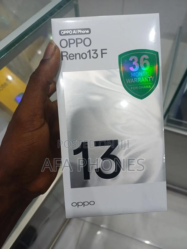 New Oppo Reno13 F 256 GB Blue · Photo 1