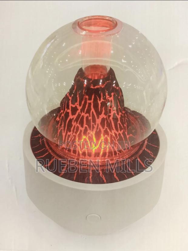 La-0657-1 White Volcano Aromatherapy Diffuser Machine · Photo 1