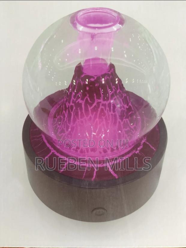 300ml Water Tank Capacity La-0657-1 Glass Volcano Oil Diffuser · Photo 1