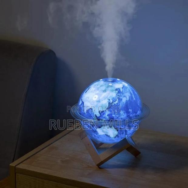 Globe Design Aroma Essential Oil Diffuser - 330ml Water Tank Capacity · Photo 2