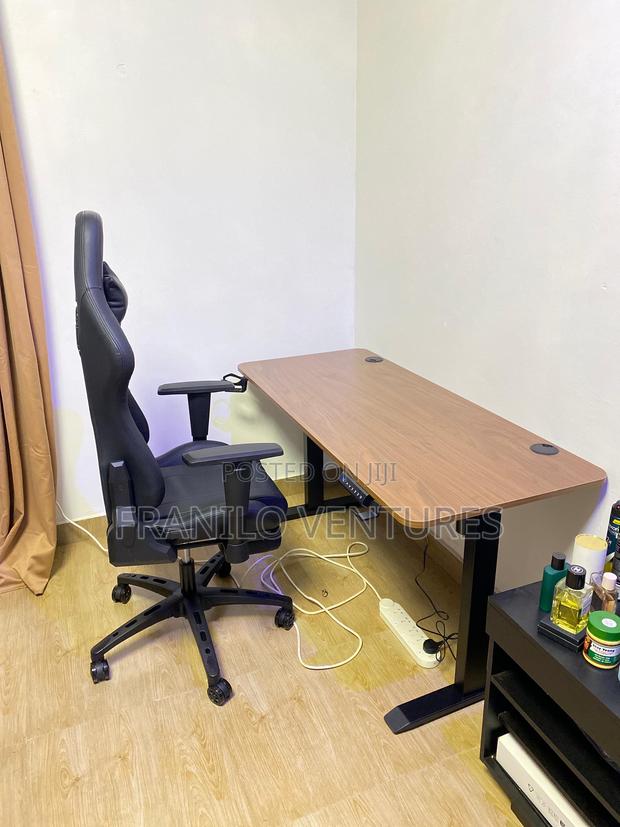 Electric Desk/ Sit- Stand(1.4m) · Photo 3