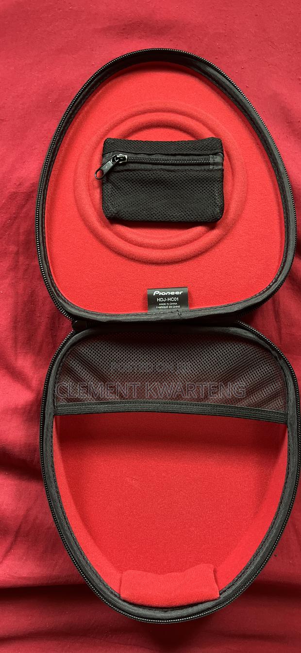 Headphones Case · Photo 2