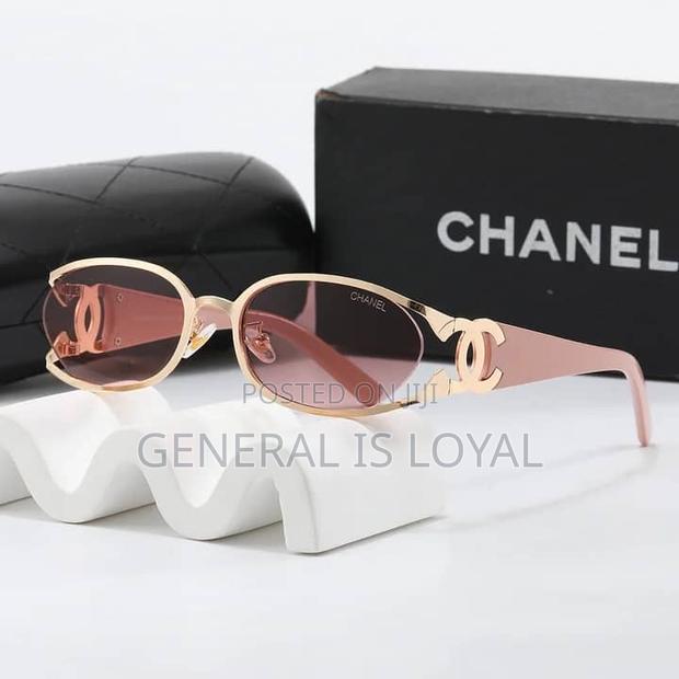 Chanel Ladies Sunglasses · Photo 4