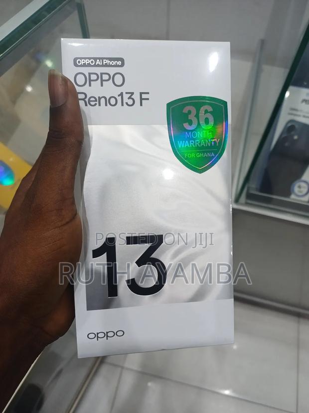 New Oppo Reno13 F 256 GB Black · Photo 2