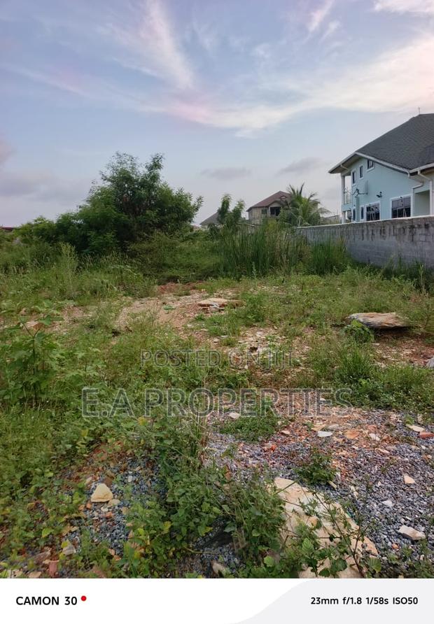 Land for Sale · Photo 3
