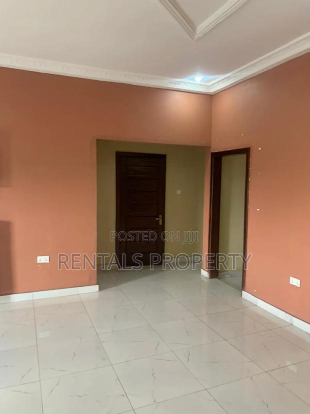 3bdrm Block of Flats in Adenta for rent · Photo 5