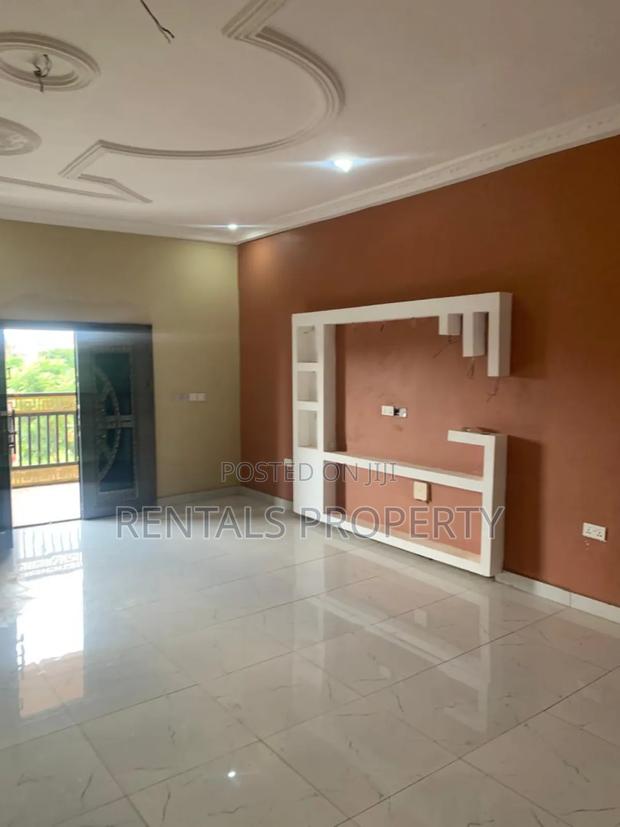 3bdrm Block of Flats in Adenta for rent · Photo 8