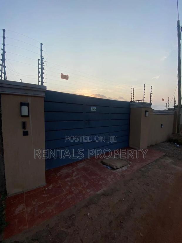 3bdrm House in Adenta for sale · Photo 1