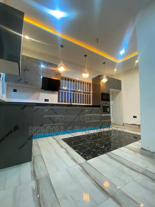 3bdrm House in Adenta for sale · Photo 2