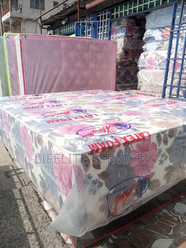 Mattress 20" 4 King Size Bed (You Need No Frame) · Photo 1
