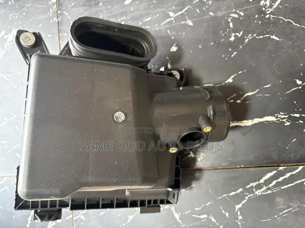Honda Accord 2.0 Air Cleaner Box 2018 2019 2020 2021 2022 · Photo 1