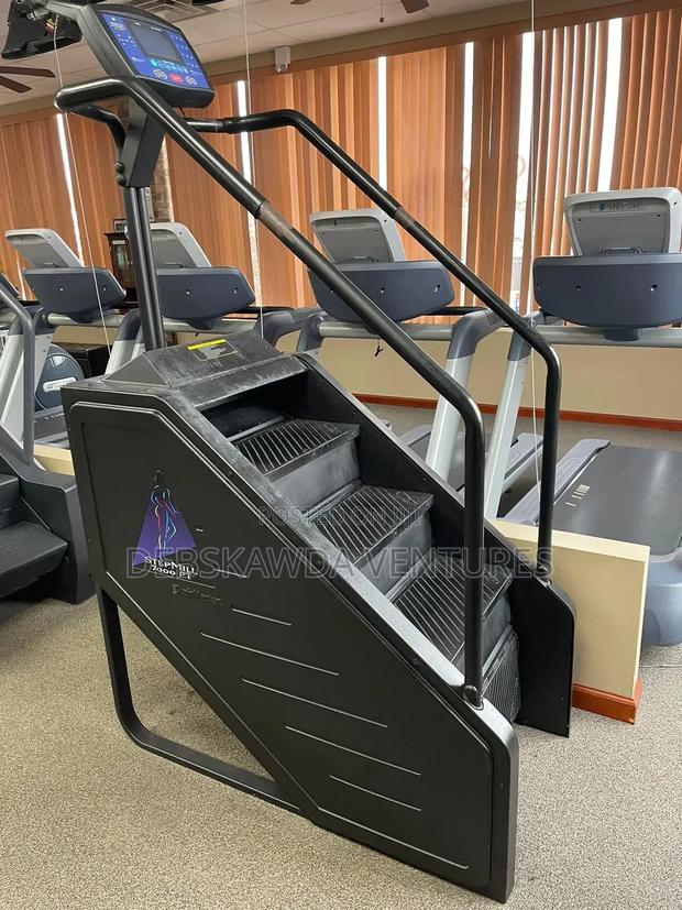 Commercial Stair Master · Photo 1