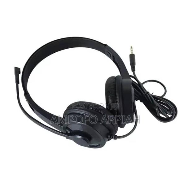 Headset With Microphone · Photo 2