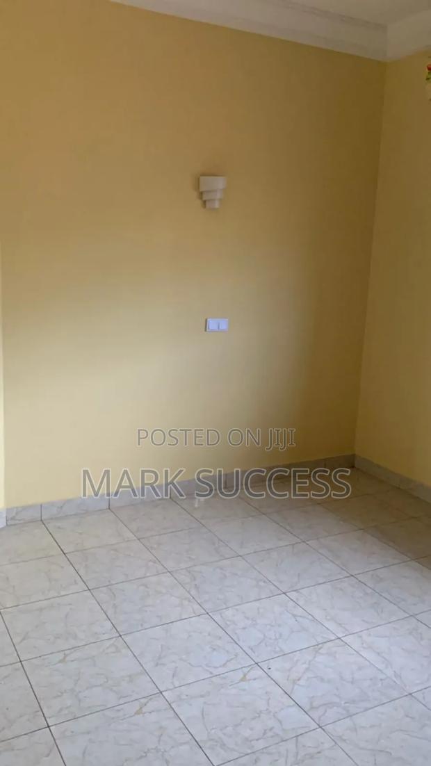 5bdrm Duplex in Toll Booth for rent · Photo 6