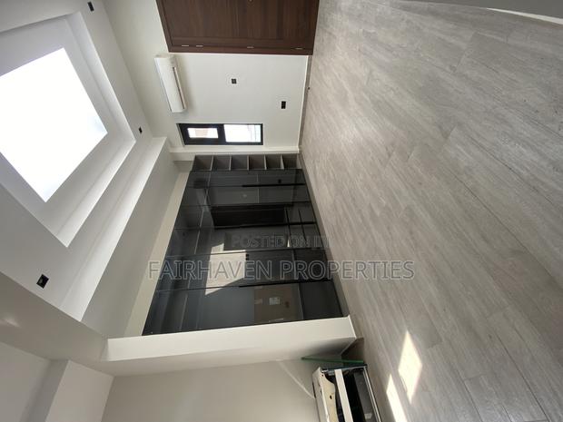Furnished 3bdrm Townhouse/Terrace in East Airport for sale · Photo 7